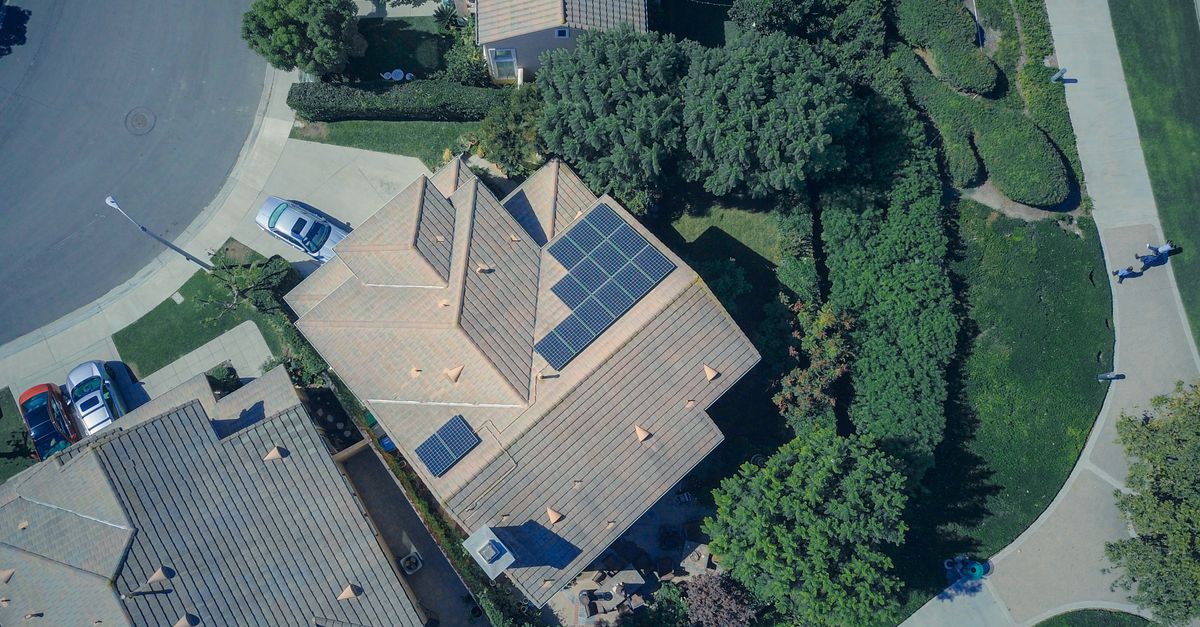 Factors Influencing the Lifespan of Lead-acid Solar Batteries