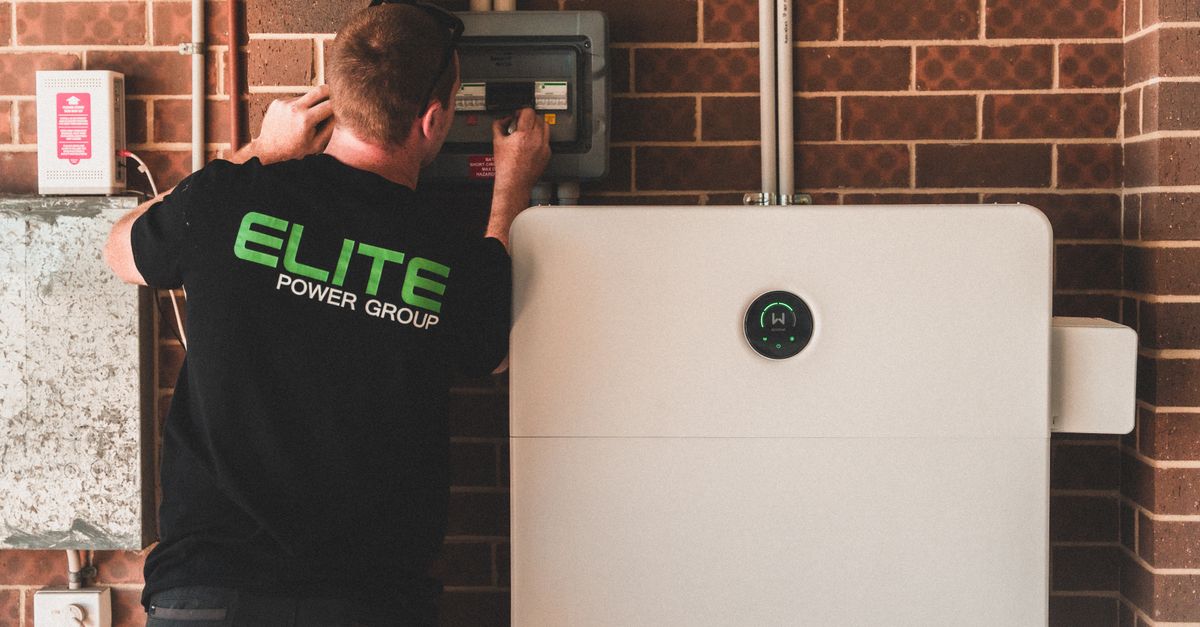 Factors to Consider When Choosing Lithium-ion Solar Batteries